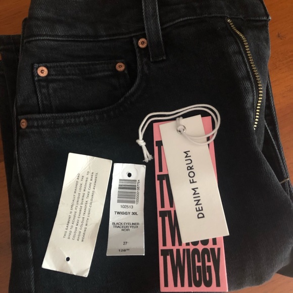 Cute black denim Aritzia denim factory flare cut jeans high waisted - Picture 4 of 5